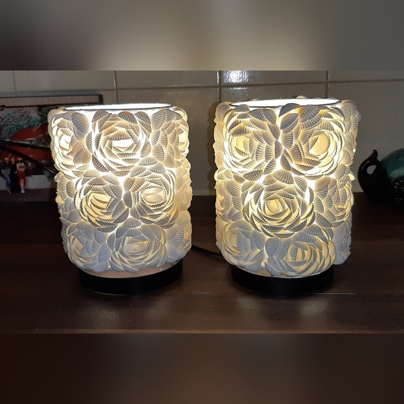 Pretty Pretty Seashell lamps - Picture 2 of 4